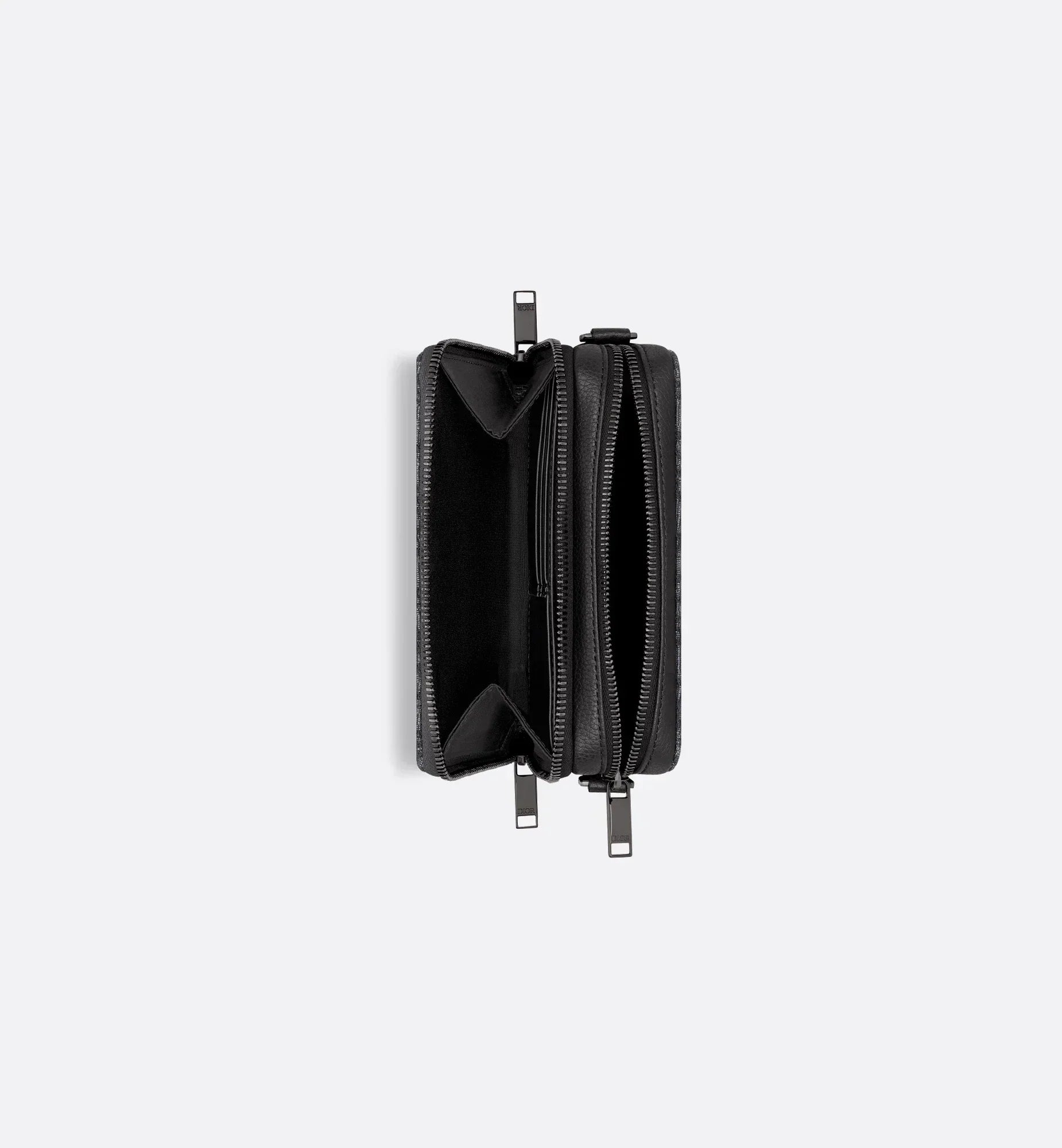 Pouch mit Reißverschluss und Riemen