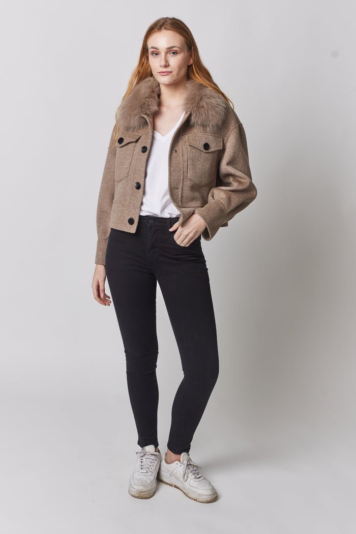 Camélia Col Doux Jacke - Velnoir™