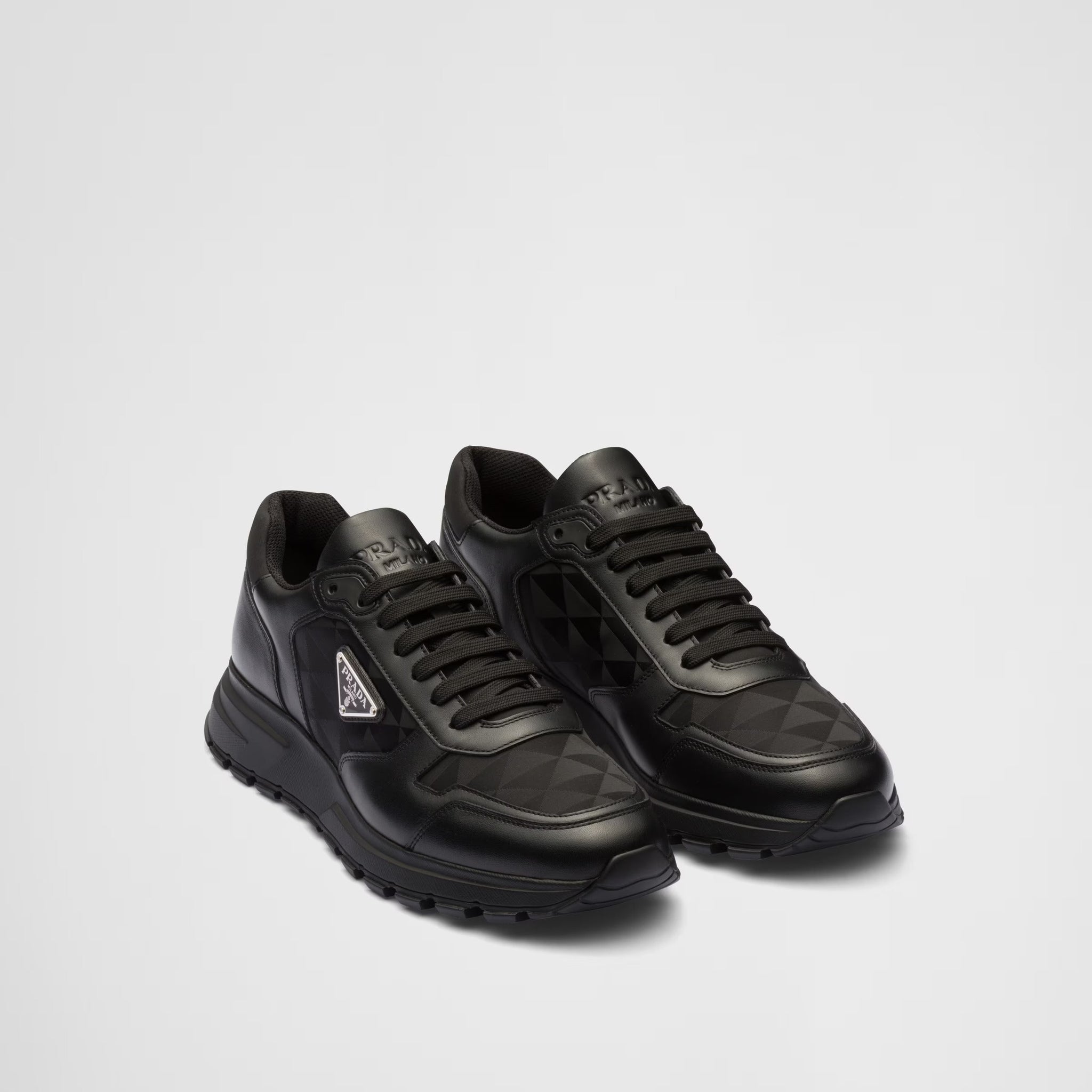 High-Top-Sneaker aus Leder und Re-Nylon