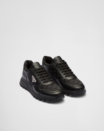 High-Top-Sneaker aus Leder und Re-Nylon